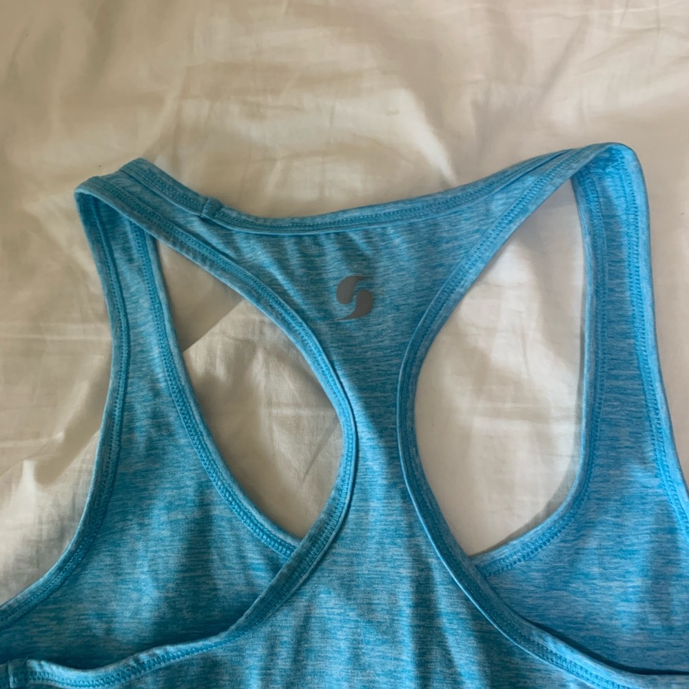 Light blue Razorback workout tank - Picture 2 of 3